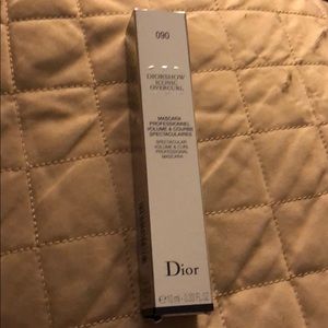 Diorshow iconic overcurl mascara